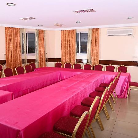 Hotel Mansel Yaoundé Eksteriør bilde